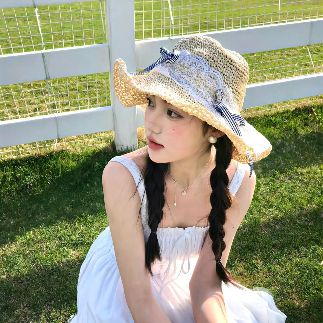 蒙娜丽莎与血月亮